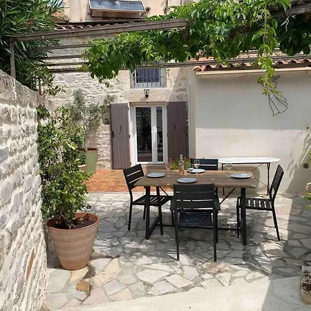 La Jas, Demeure Climatisee Au Charme Gardois. Holiday home Nages-et-Solorgues
